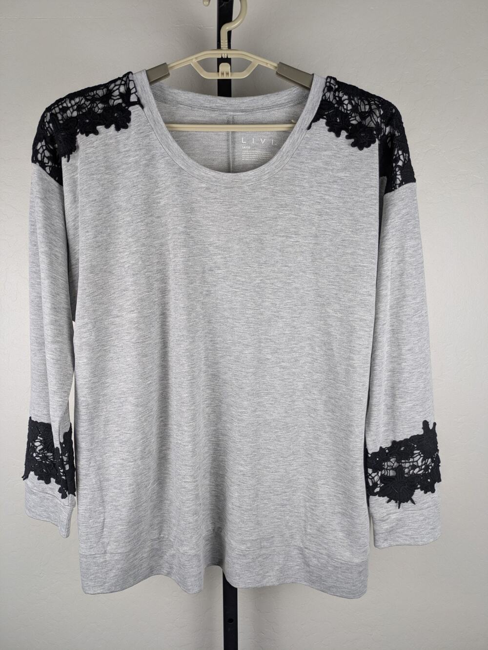Lane Bryant Livi Active Grey Tunic Length Knit Top Black Applique Detail